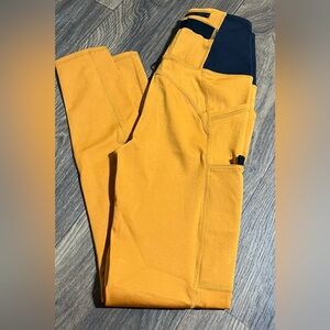 NWOT-FP Movement Leggings with Multiple Pockets, XS